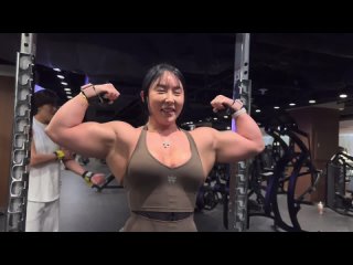 an da jeong arm workout